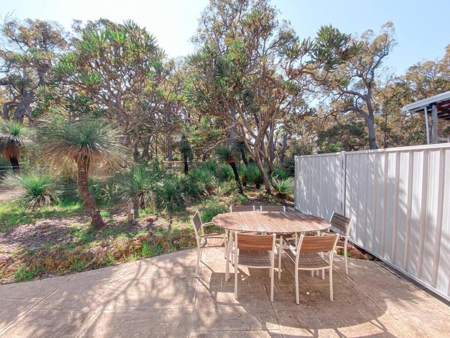 Wren Studio - Private One-Bedroom Studio Nestled In Bushland Яллингап Экстерьер фото